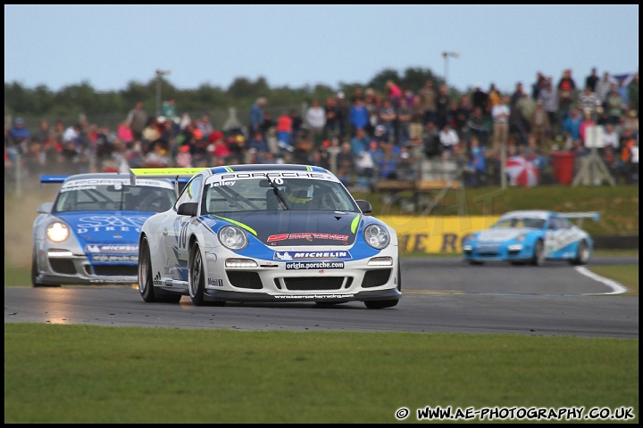 BTCC_and_Support_Snetterton_070811_AE_087.jpg