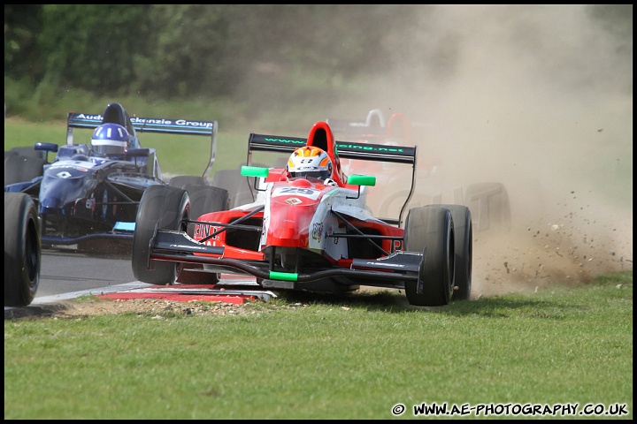 BTCC_and_Support_Snetterton_070811_AE_091.jpg