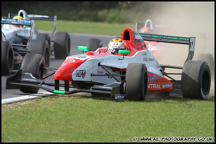 BTCC_and_Support_Snetterton_070811_AE_092.jpg