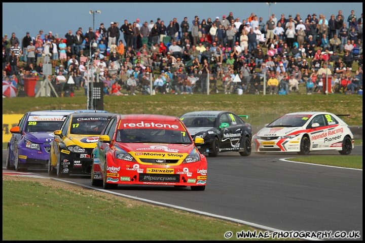 BTCC_and_Support_Snetterton_070811_AE_103.jpg