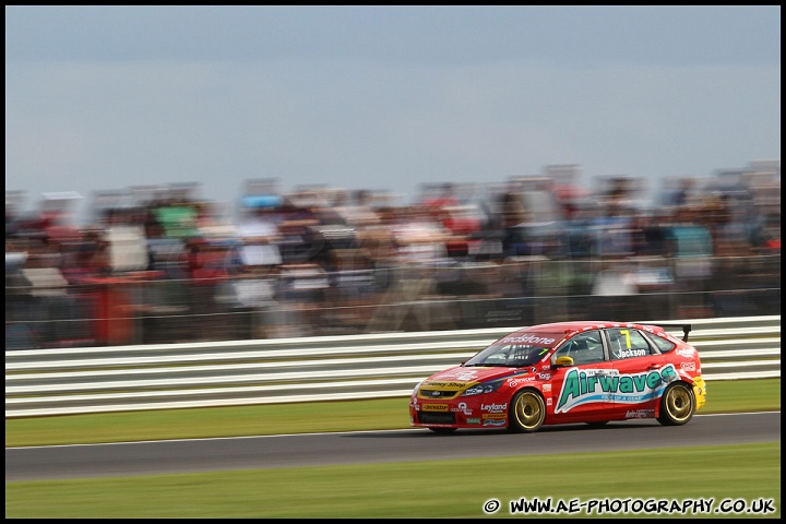 BTCC_and_Support_Snetterton_070811_AE_105.jpg