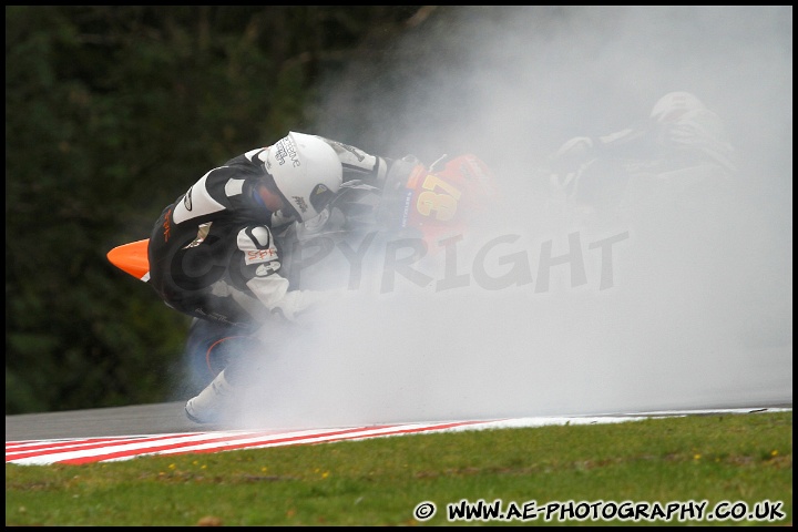 BSBK_and_Support_Brands_Hatch_081011_AE_068.jpg