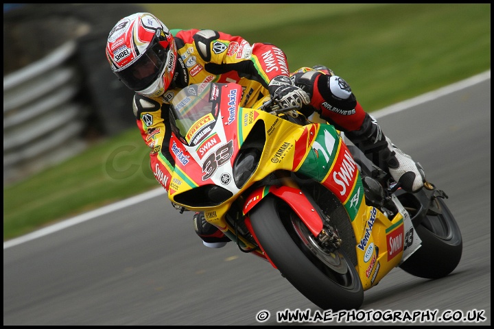 BSBK_and_Support_Brands_Hatch_081011_AE_112.jpg