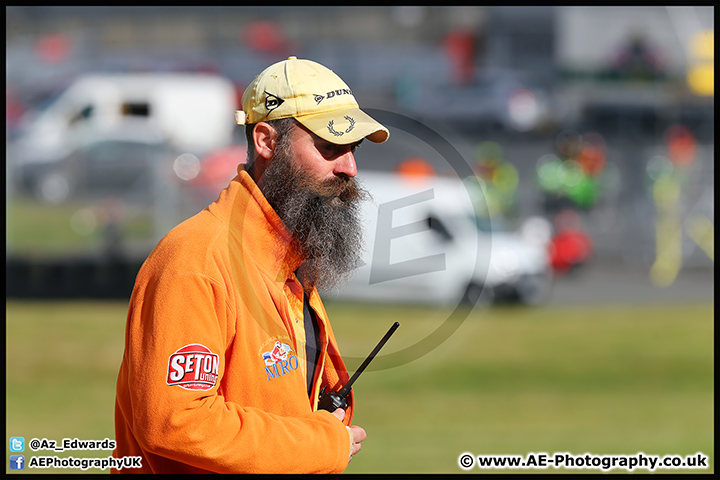 BMCRC_Brands_Hatch_09-10-16_AE_039.jpg