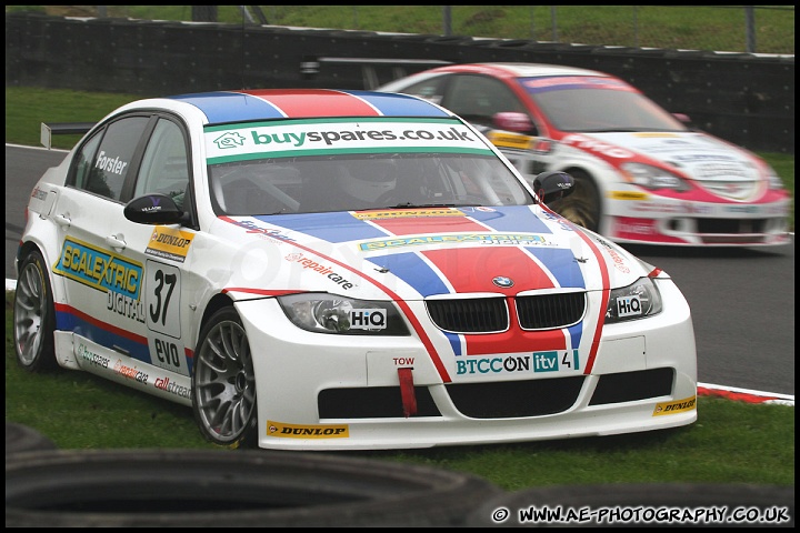 BTCC_and_Support_Brands_Hatch_091010_AE_018.jpg