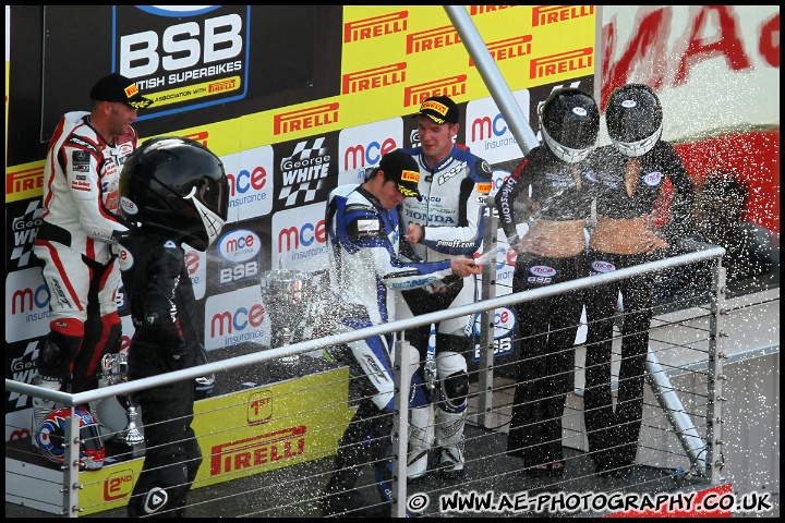 BSBK_and_Support_Brands_Hatch_091011_AE_061.jpg