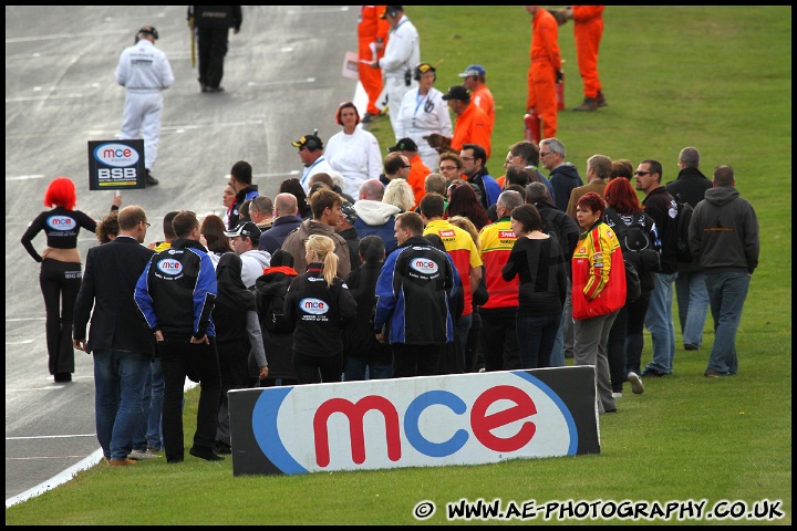 BSBK_and_Support_Brands_Hatch_091011_AE_094.jpg