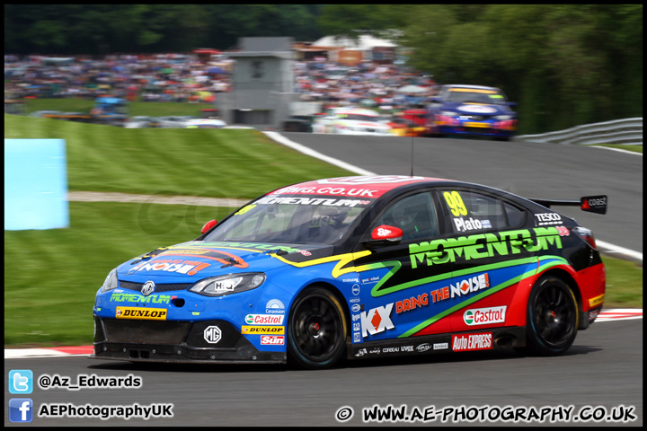 BTCC_and_Support_Oulton_Park_100612_AE_011.jpg