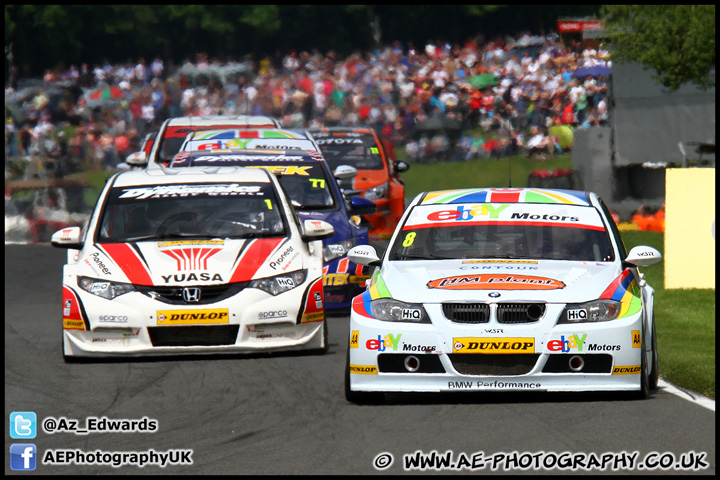 BTCC_and_Support_Oulton_Park_100612_AE_014.jpg