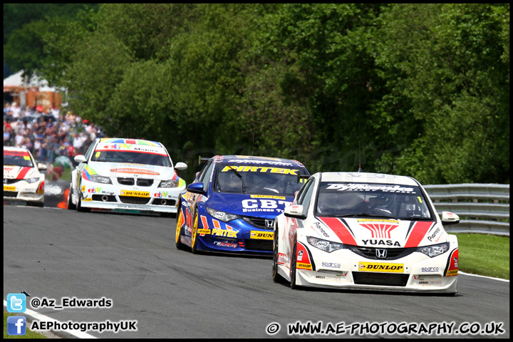 BTCC_and_Support_Oulton_Park_100612_AE_040.jpg