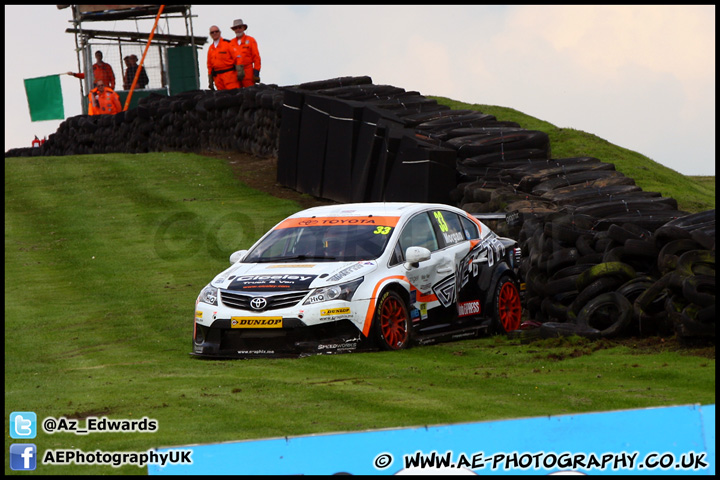 BTCC_and_Support_Oulton_Park_100612_AE_048.jpg