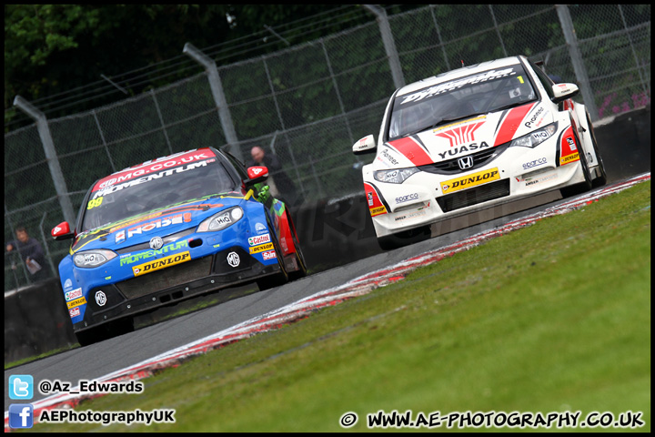 BTCC_and_Support_Oulton_Park_100612_AE_117.jpg