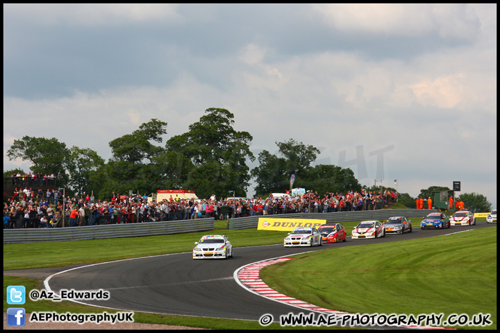 BTCC_and_Support_Oulton_Park_100612_AE_172.jpg