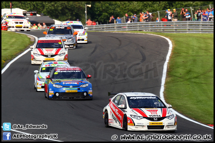 BTCC_and_Support_Oulton_Park_100612_AE_197.jpg