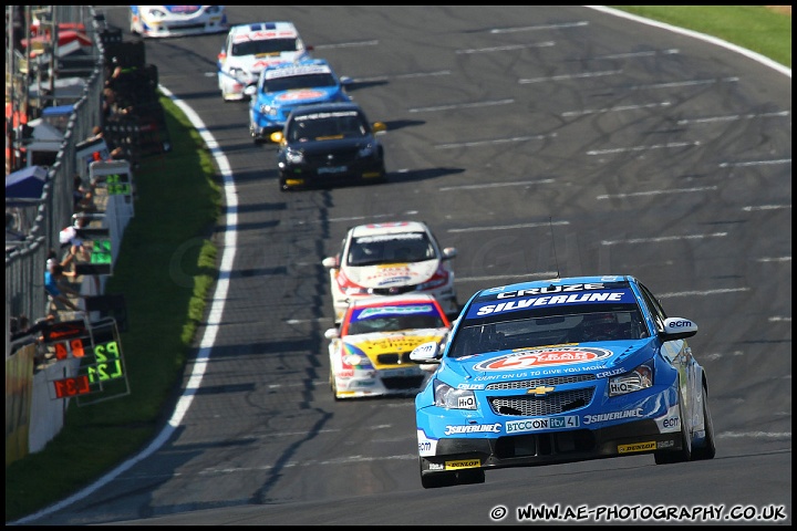 BTCC_and_Support_Brands_Hatch_101010_AE_040.jpg