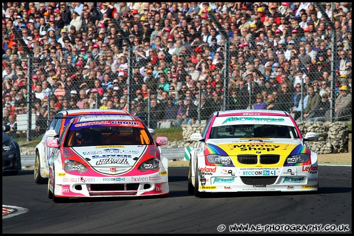 BTCC_and_Support_Brands_Hatch_101010_AE_044.jpg