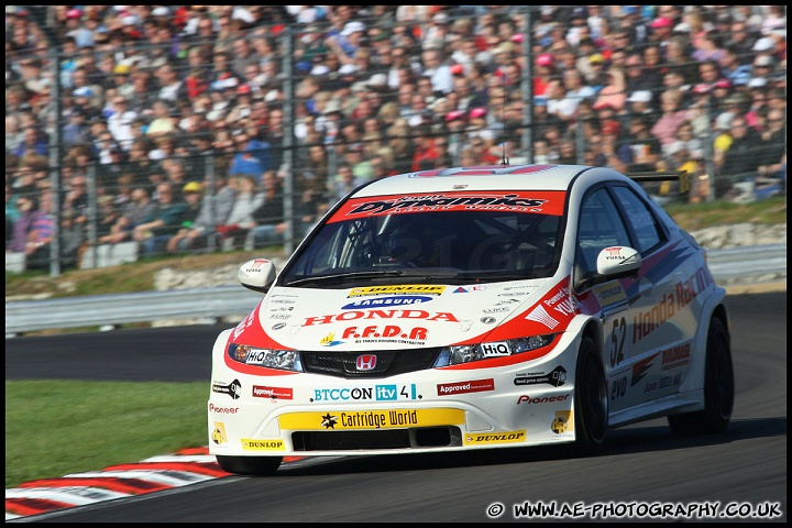 BTCC_and_Support_Brands_Hatch_101010_AE_046.jpg