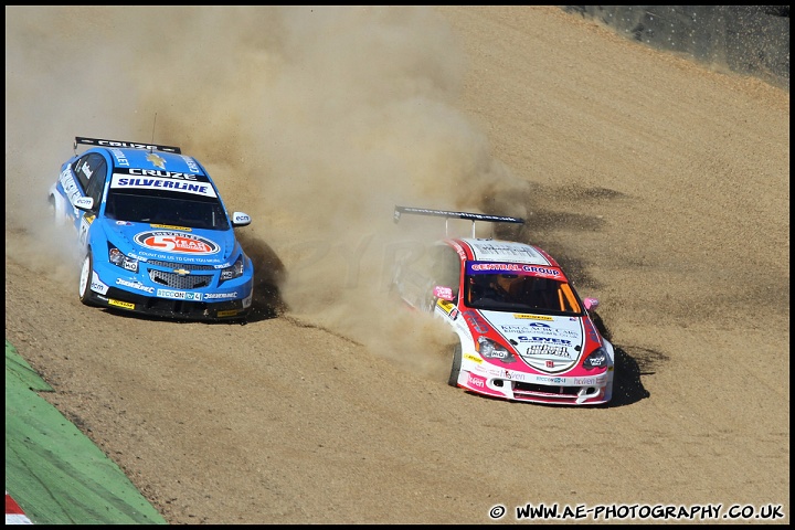 BTCC_and_Support_Brands_Hatch_101010_AE_069.jpg