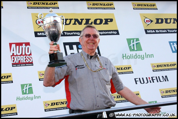 BTCC_and_Support_Brands_Hatch_101010_AE_109.jpg