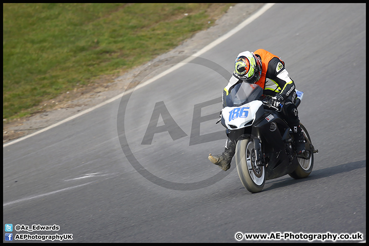 BMCRC_Brands_Hatch_12-03-16_AE_209.jpg