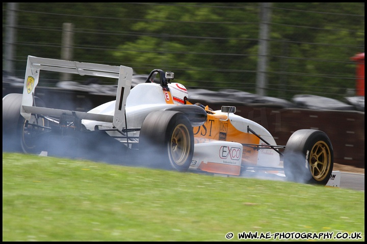 BRSCC_Championship_Racing_Brands_Hatch_120610_AE_022.jpg