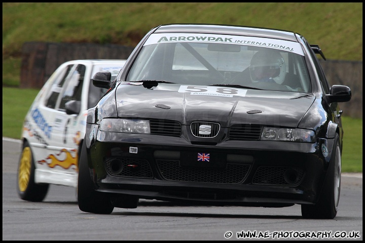 BRSCC_Championship_Racing_Brands_Hatch_120610_AE_031.jpg