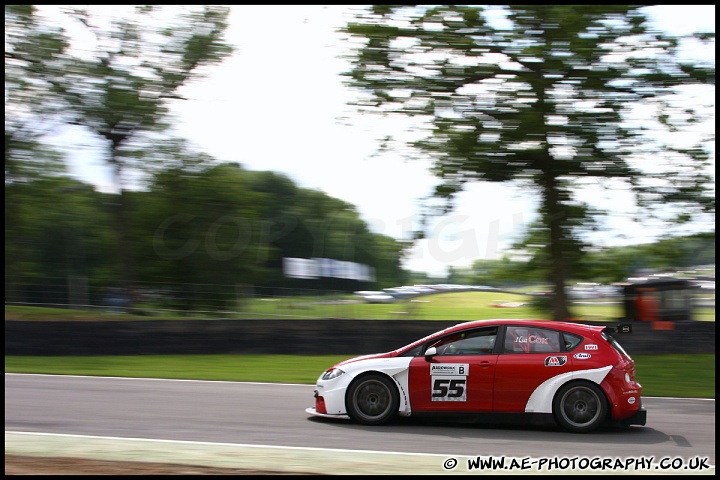 BRSCC_Championship_Racing_Brands_Hatch_120610_AE_093.jpg