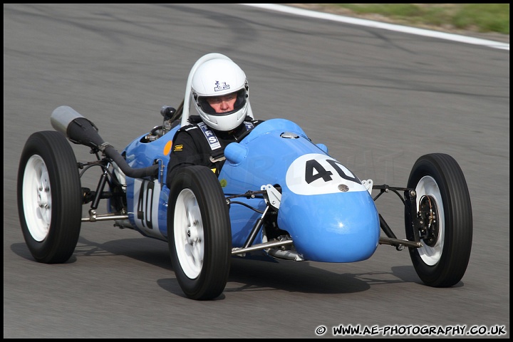 BRSCC_Championship_Racing_Brands_Hatch_120610_AE_107.jpg