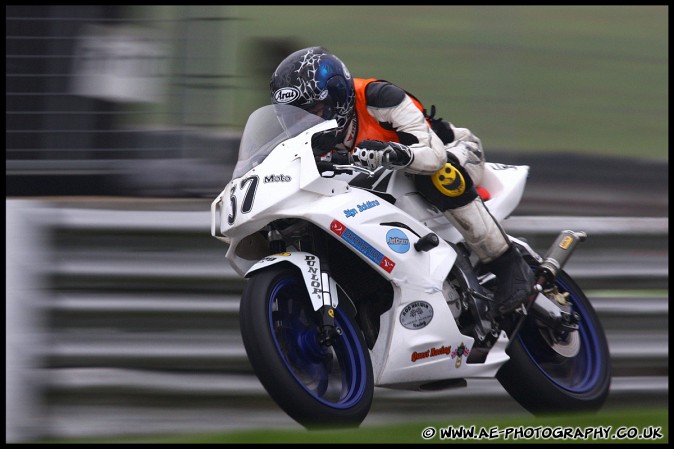 BSBK_and_Support_Brands_Hatch_130409_AE_041.jpg