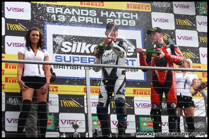 BSBK_and_Support_Brands_Hatch_130409_AE_110.jpg