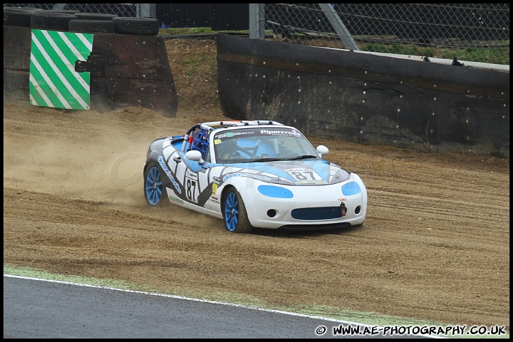 BRSCC_Brands_Hatch_130811_AE_009.jpg