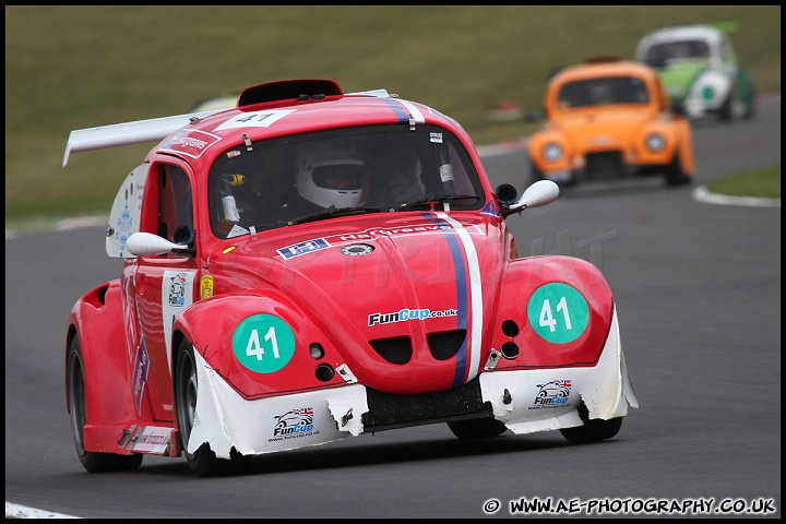 BRSCC_Brands_Hatch_130811_AE_090.jpg