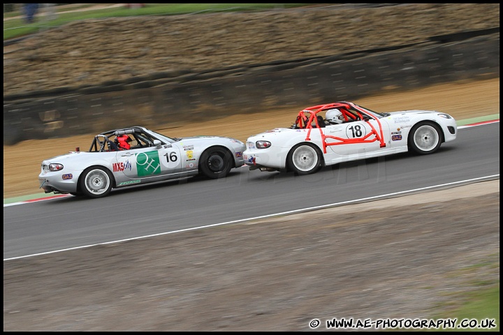 BRSCC_Brands_Hatch_130811_AE_104.jpg