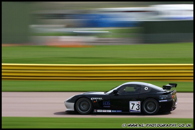 BTCC_Support_Testing_Thruxton_140409_AE_040.jpg