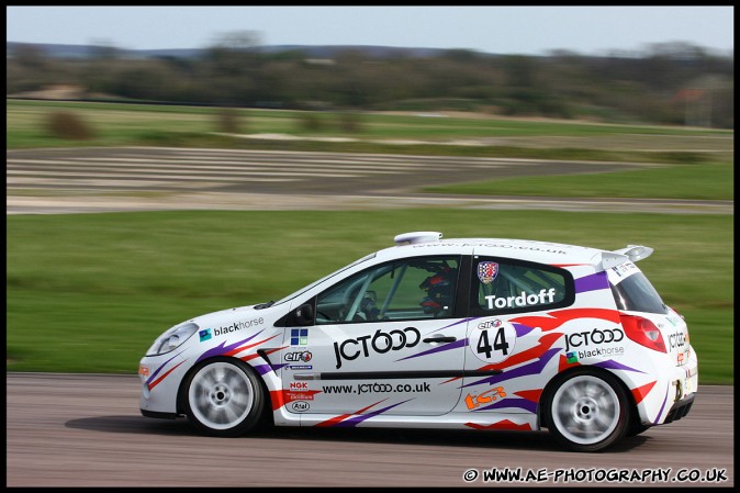 BTCC_Support_Testing_Thruxton_140409_AE_051.jpg