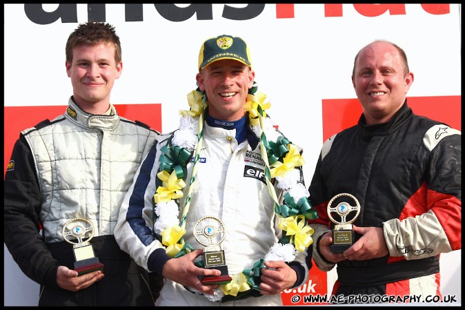 BRSCC_Championship_Racing_Brands_Hatch_140609_AE_072.jpg