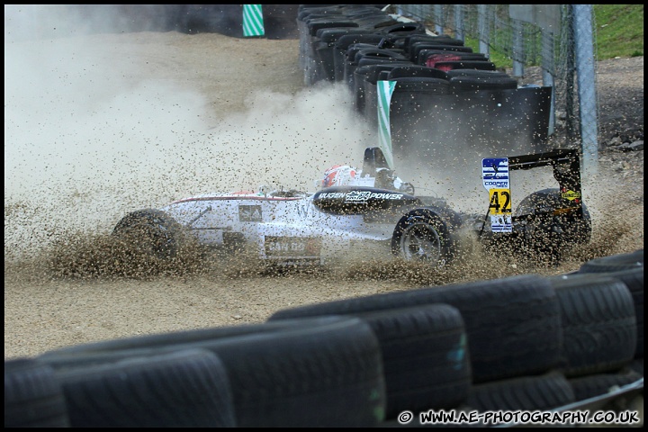 F3-GT_and_Support_Brands_Hatch_180611_AE_030.jpg