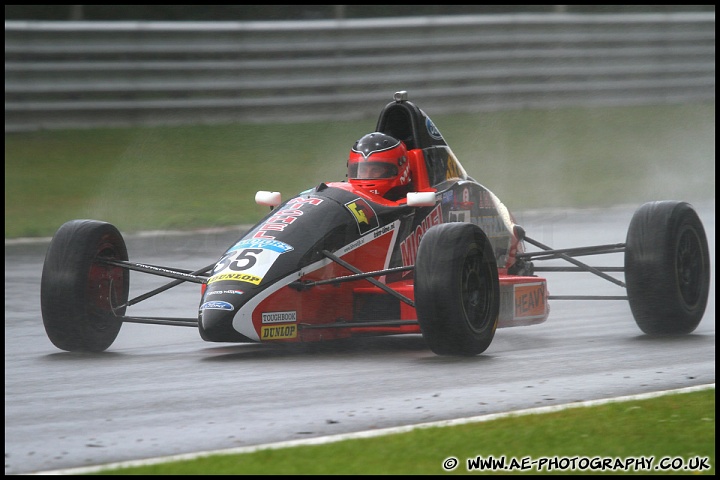 F3-GT_and_Support_Brands_Hatch_180611_AE_072.jpg