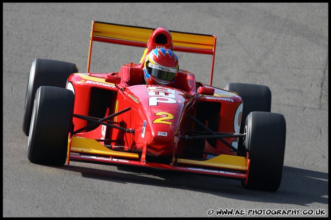 BARC_Championship_Racing_Brands_Hatch_220809_AE_008.jpg