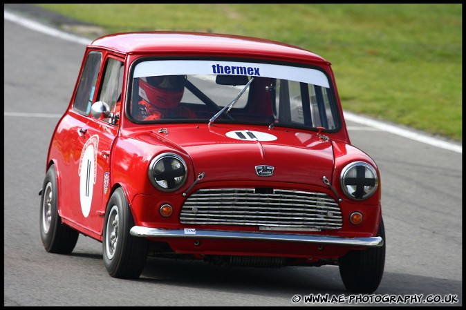 BARC_Championship_Racing_Brands_Hatch_220809_AE_014.jpg