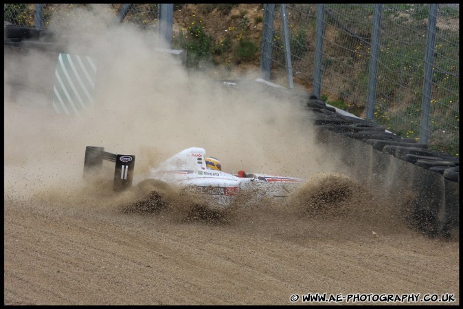 BARC_Championship_Racing_Brands_Hatch_220809_AE_052.jpg