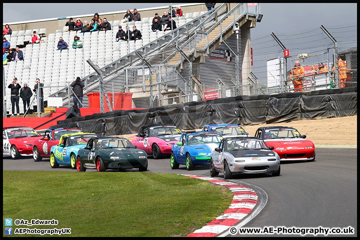 750MC_Brands_Hatch_24-04-16_AE_075.jpg