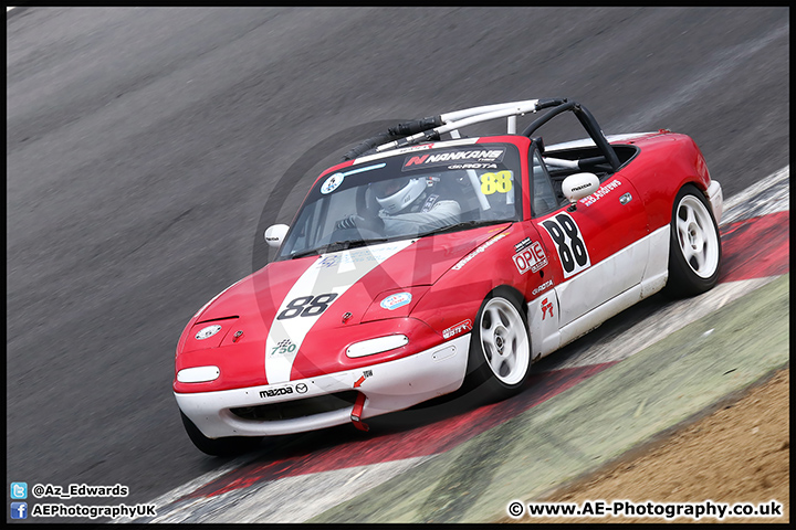 750MC_Brands_Hatch_24-04-16_AE_083.jpg