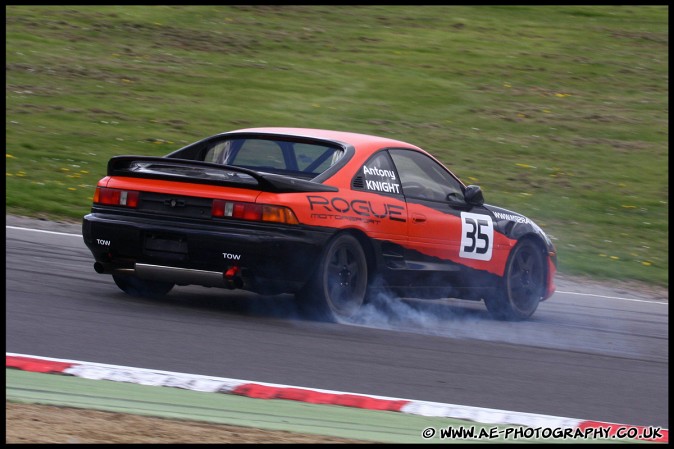 750_Motor_Club_Brands_Hatch_250409_AE_027.jpg