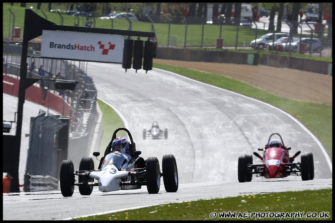 750_Motor_Club_Brands_Hatch_250409_AE_050.jpg