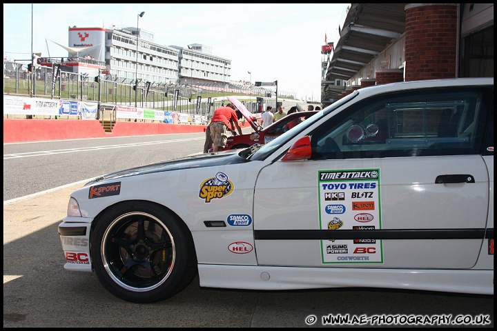 Modified_Live_Brands_Hatch_270610_AE_001.jpg