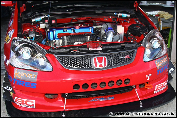 Modified_Live_Brands_Hatch_270610_AE_019.jpg