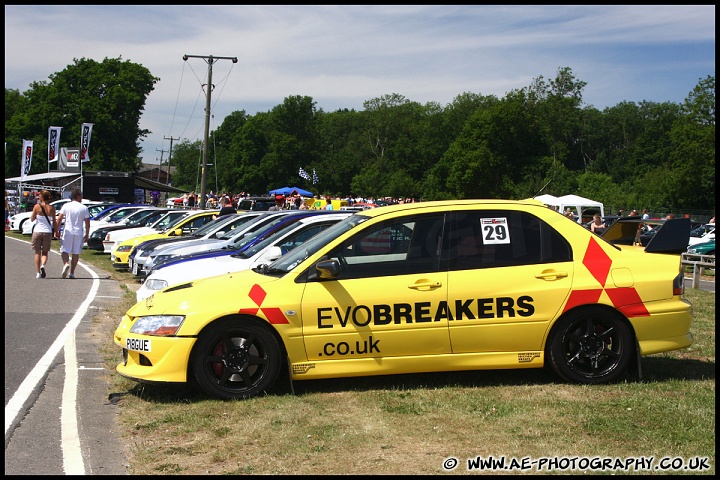 Modified_Live_Brands_Hatch_270610_AE_060.jpg