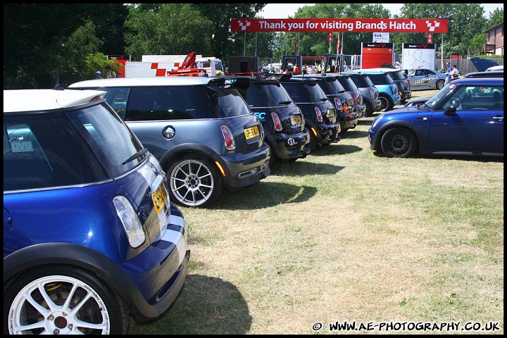 Modified_Live_Brands_Hatch_270610_AE_068.jpg