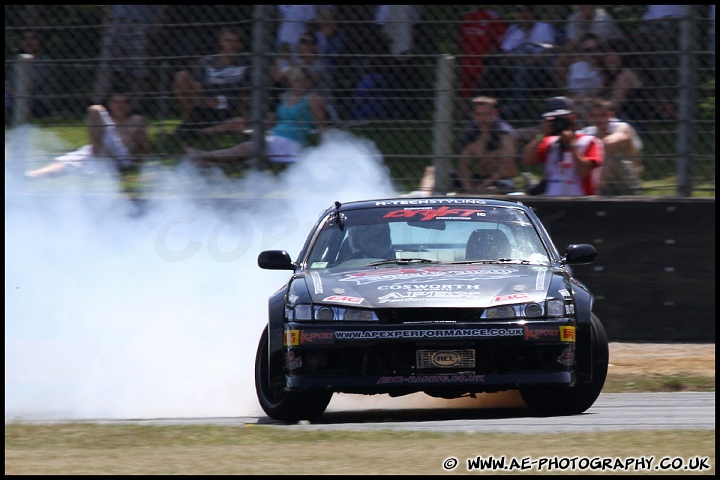 Modified_Live_Brands_Hatch_270610_AE_100.jpg